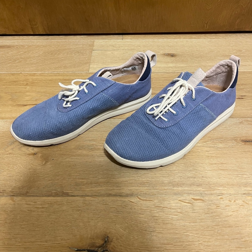 Women’s Toms Cabrillo Lace up Sneaker